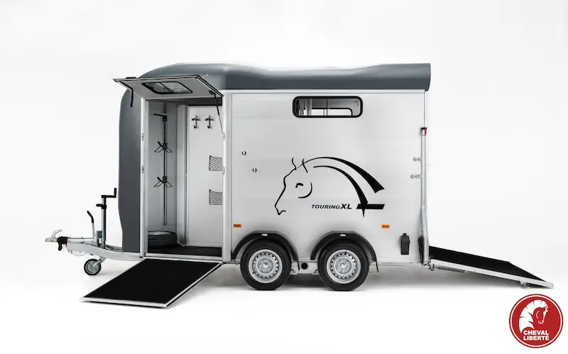 Begagnade hästtransporter cheval liberte